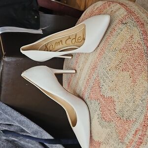 Eggshell size 6 and 1/2 high heels
